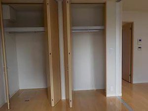 フローラ新田塚 A102号-12