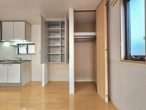 ネオ　トリニティー千代田 0101号-9