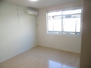 プレジデント川合 D102号-4