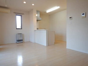 シャーメゾンフェリス 0102号-2