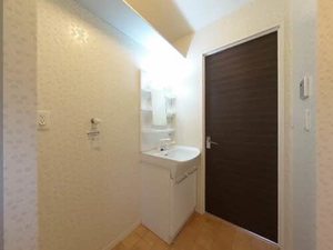 ラフィネ中央 A003号-8