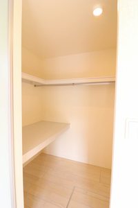 メゾン　ド　モンクール 0101号-6