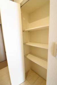 メゾン　ド　モンクール 0101号-7