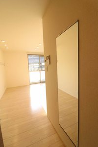 メゾン　ド　モンクール 0101号-10