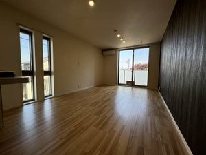 Ｒｅｆｉａｎｔ灯明寺 0201号-2