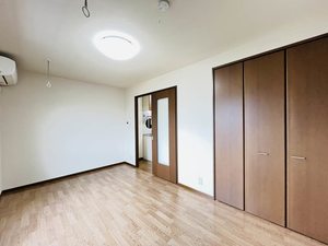 シャルマンさつきＡ 0202号-3