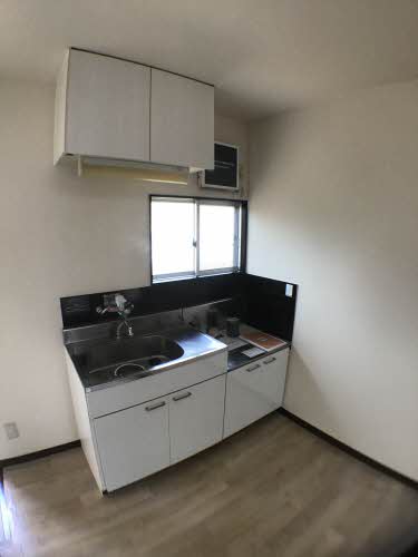 ファミ－ユＥ 0202号-3