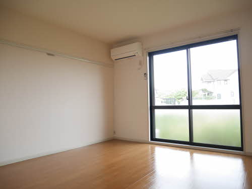 リヴェール鈴鹿 C102号-2