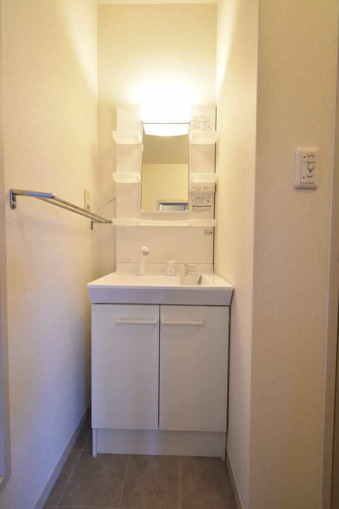 Ｔ．ＴＯＷＮミストラル 0102号-9