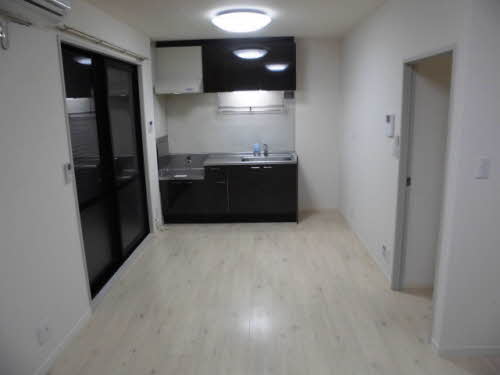 プラムフィールド A102号-8