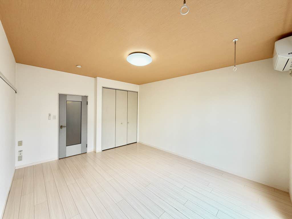 コアロード佐藤 A105号-4