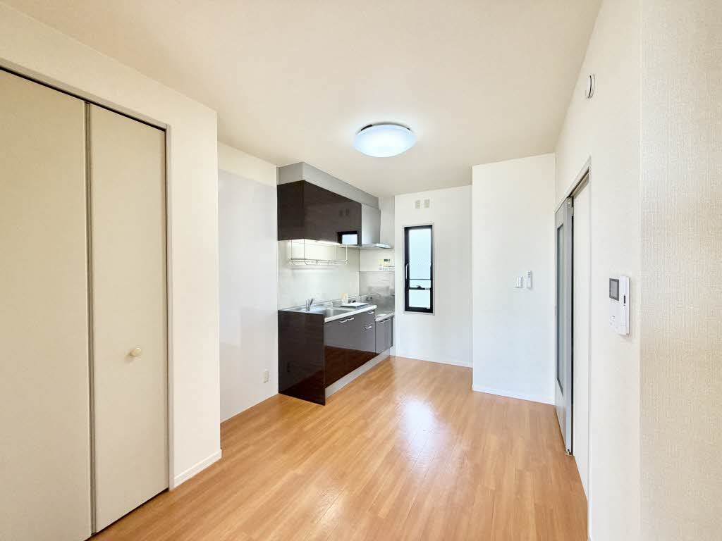 ディアス北村 D101号-8