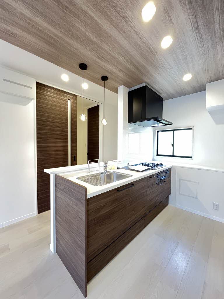 メゾンルミエール A202号-3