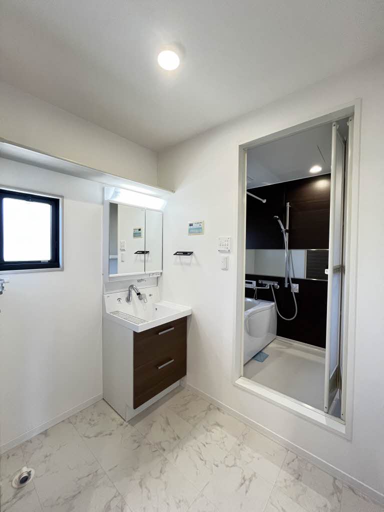 メゾンルミエール A202号-8