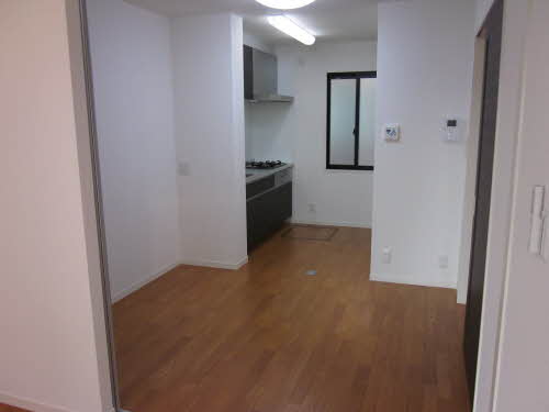 グレースメゾン小柳 C103号-3