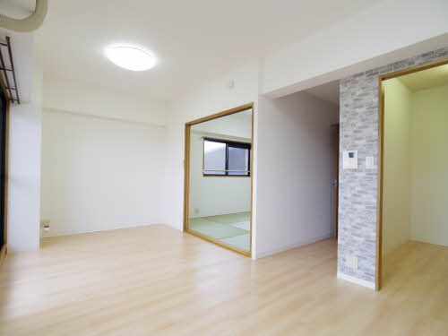 アビタシオン甚目寺 0302号-2