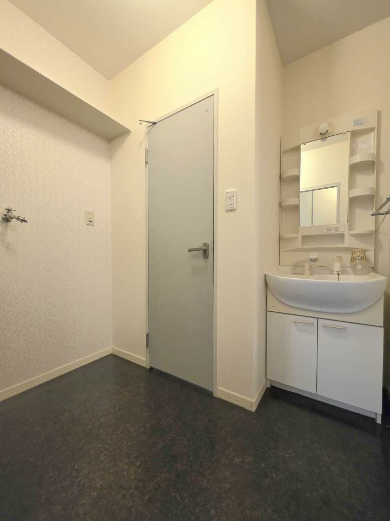 メゾン　ジュネス A102号-11