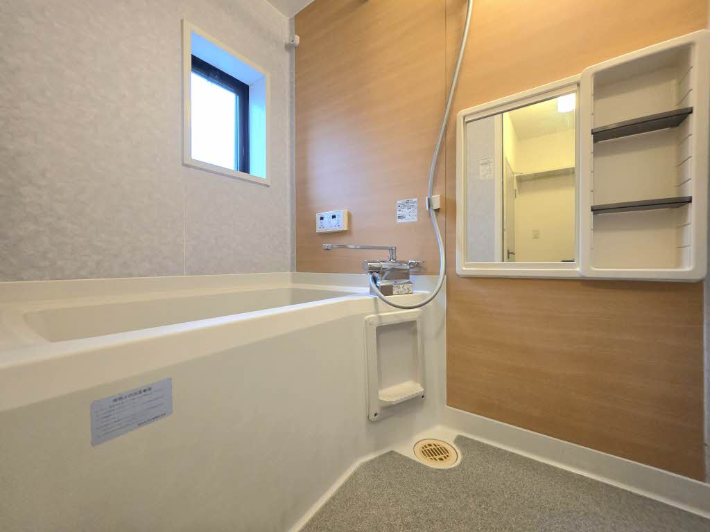 メゾン　ジュネス A102号-12