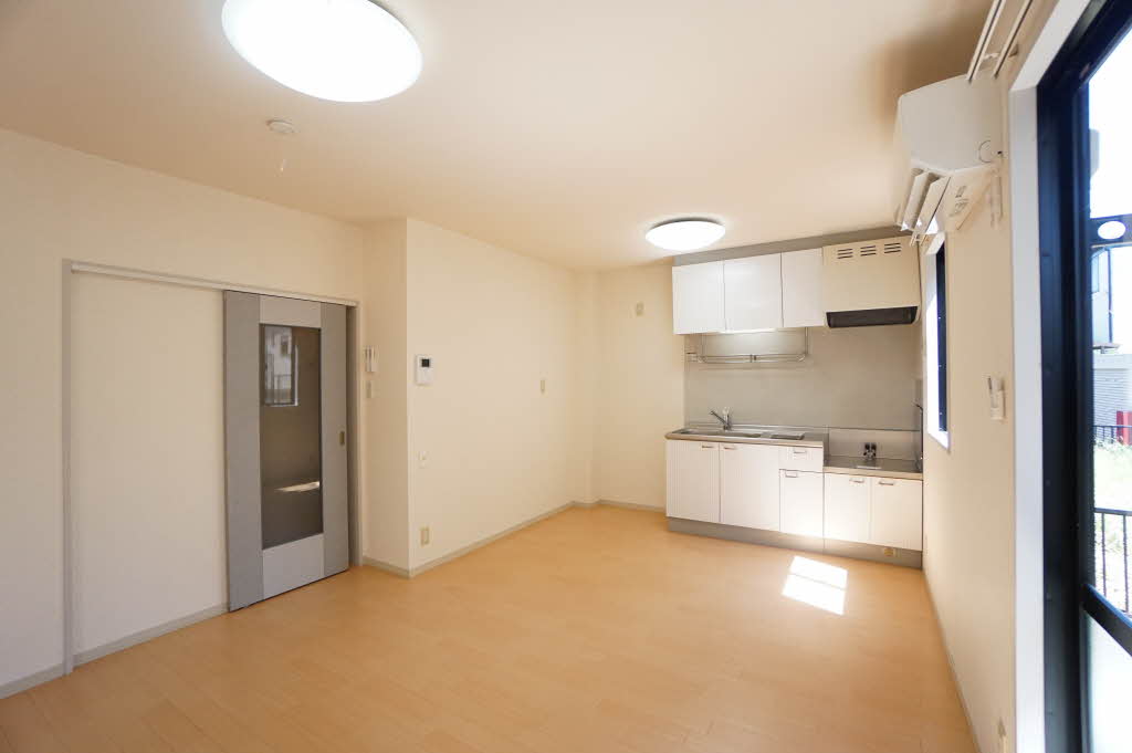 フォーレスこみど A102号-2