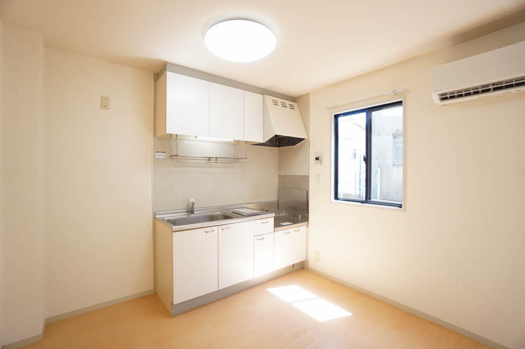 フォーレスこみど A102号-3