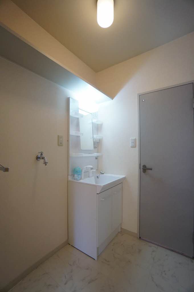 フォーレスこみど A102号-4