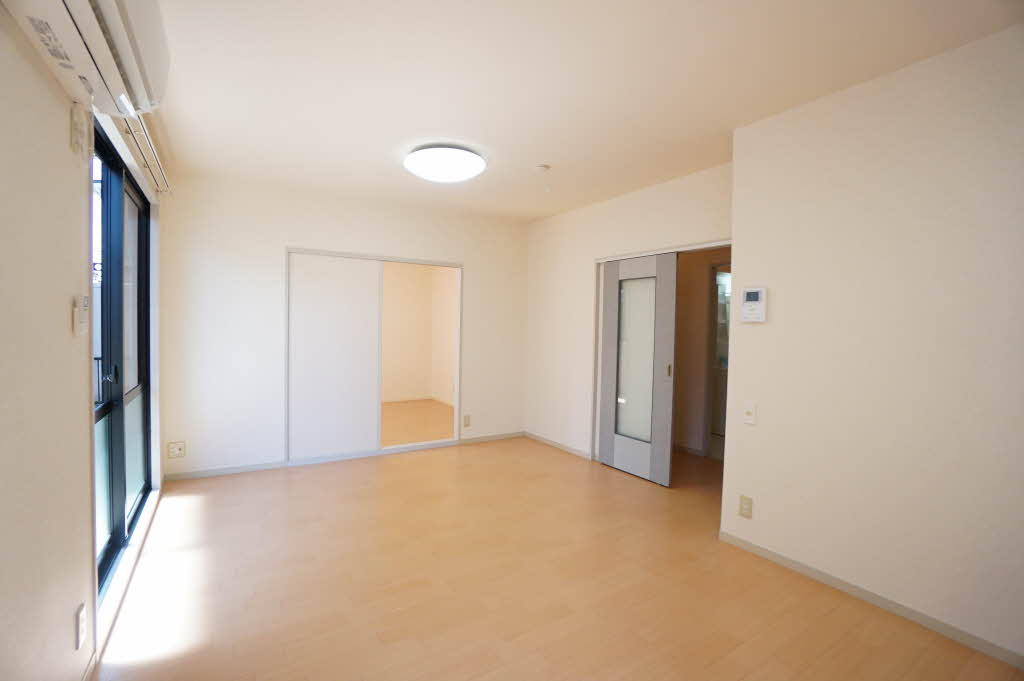 フォーレスこみど A102号-14