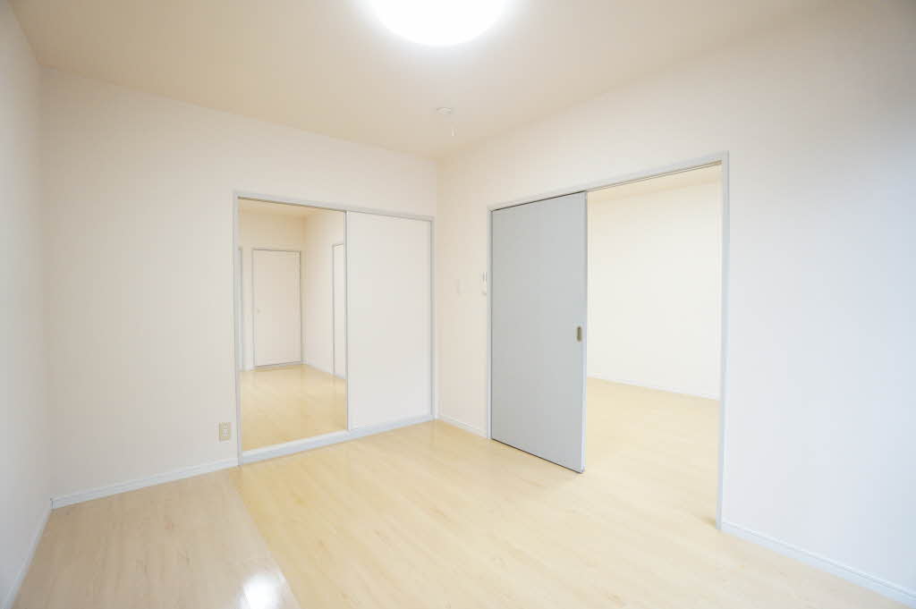 フォーレスこみど B102号-8