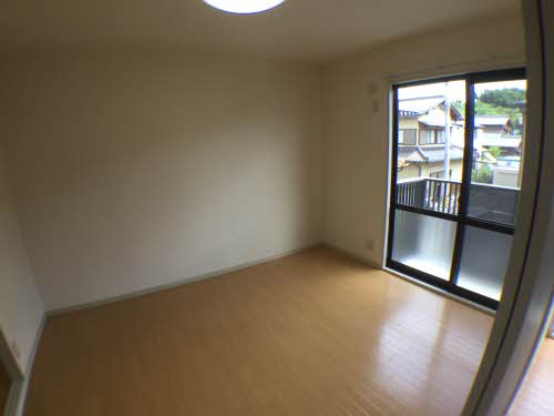 フォーレスこみど B201号-3