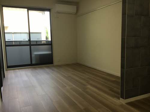 コウジィーコート A101号-15