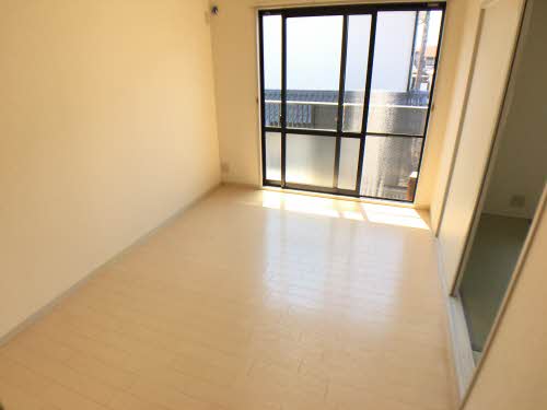 グランドソレーユ A201号-2