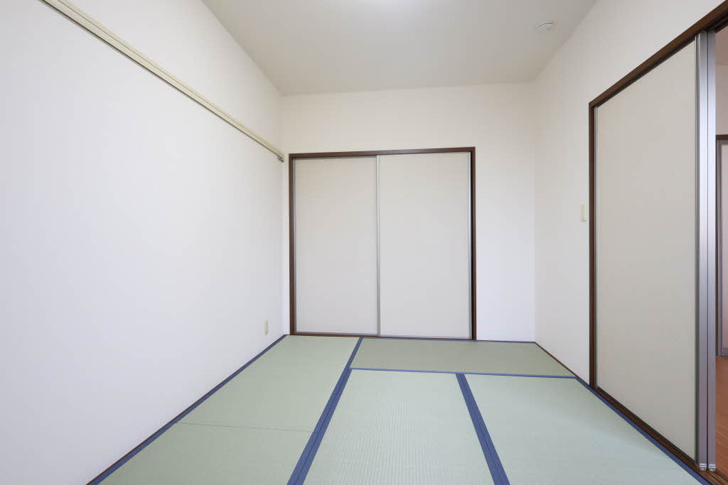 ソレーユ中島 0203号-4