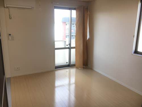 メゾンドソレイユ A201号-2