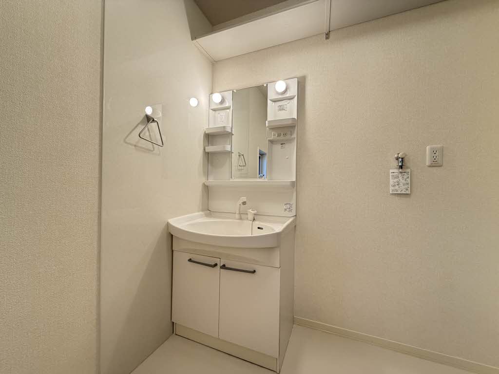 メゾン　サミュゼ B206号-5