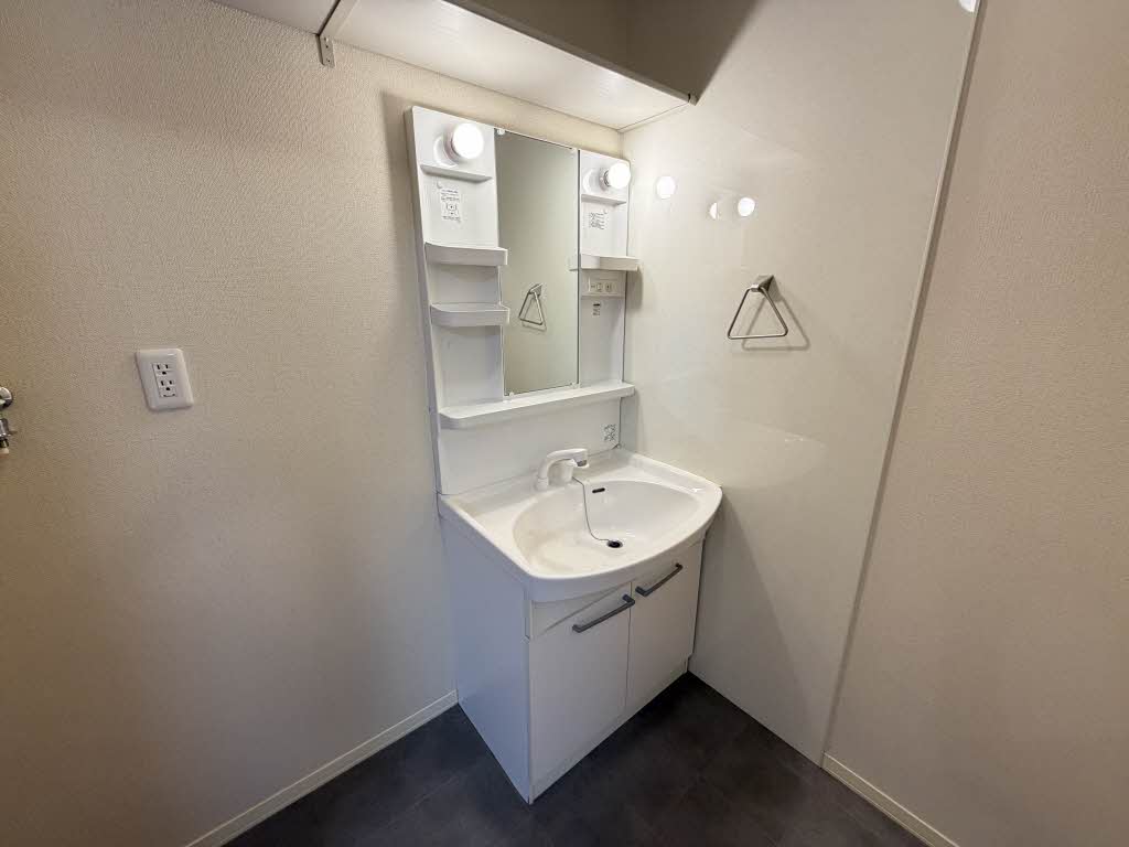 メゾン　サミュゼ A103号-6