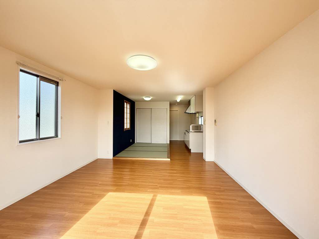 シャトル東町 0201号-2