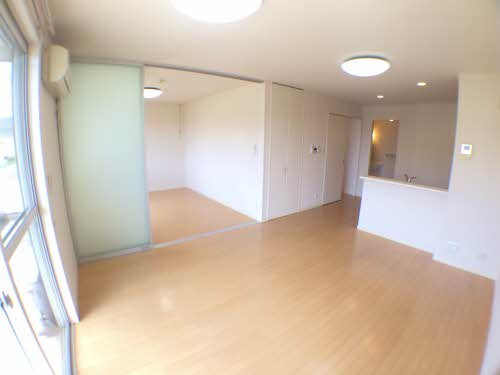 シーサイドアネックス A102号-3