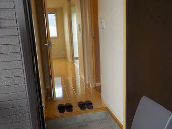 フローラ新田塚 A102号-2