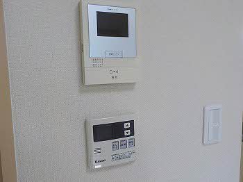 フローラ新田塚 A102号-14