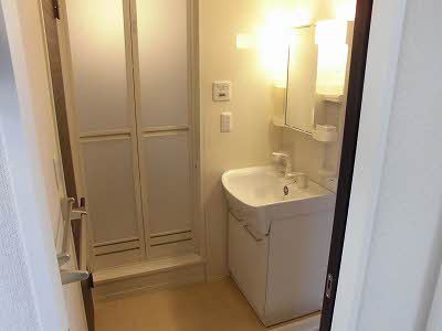 フローラ新田塚 A201号-11