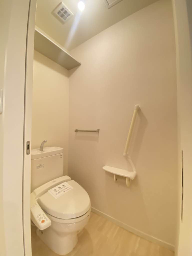 シャーメゾン陽だまりの丘 A102号-8