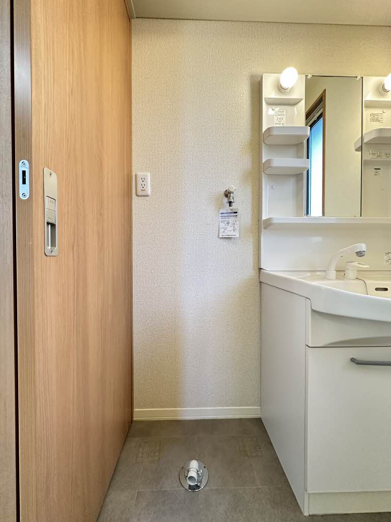 ファミーユＭＥ 0202号-8