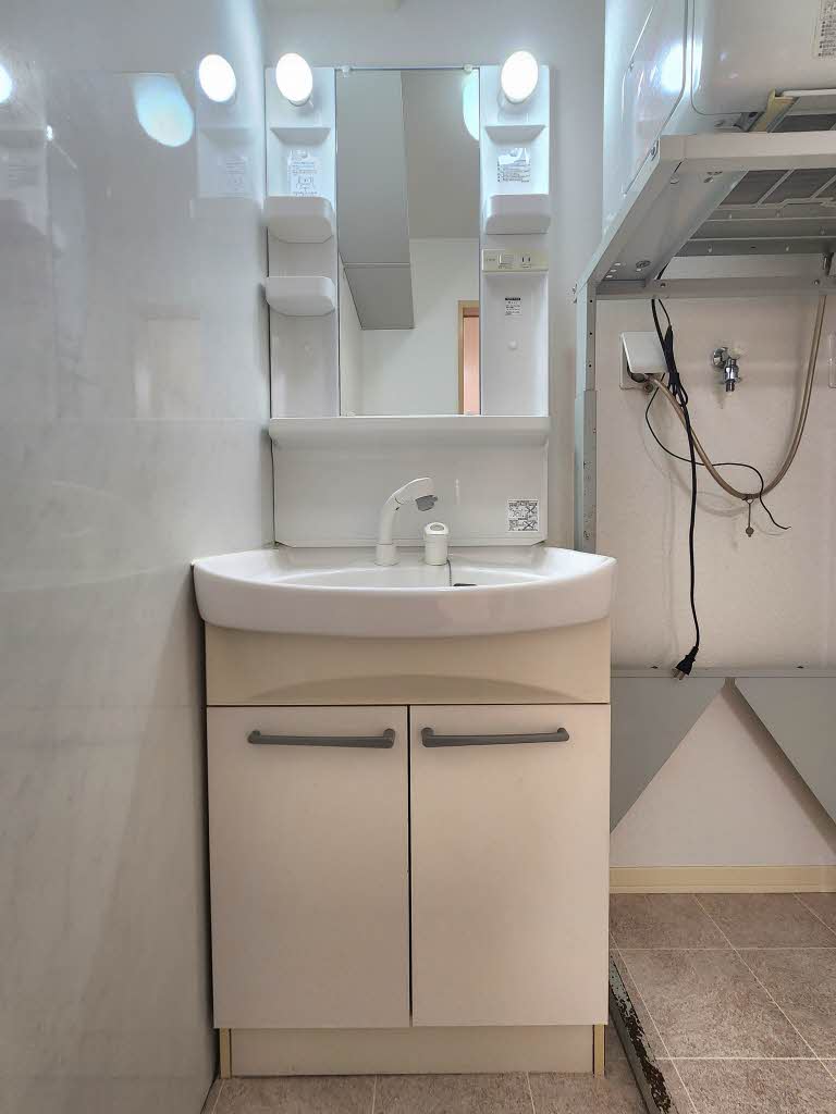 ネオ　トリニティー千代田 0101号-6