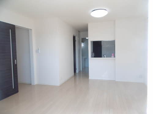 プレジデント川合 D102号-2