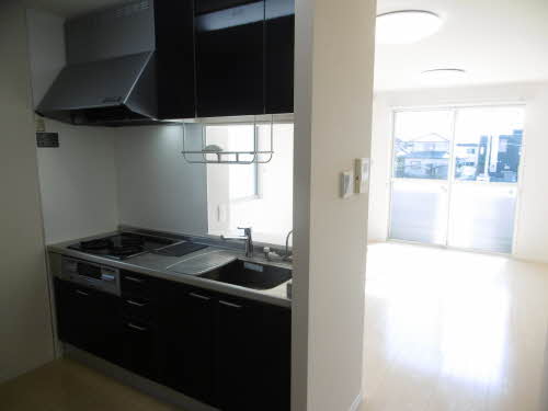 プレジデント川合 E202号-3