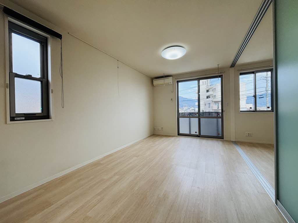 シャーメゾンＴＮ 0205号-2