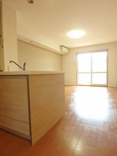 ガーデンシティ長倉 M102号-7