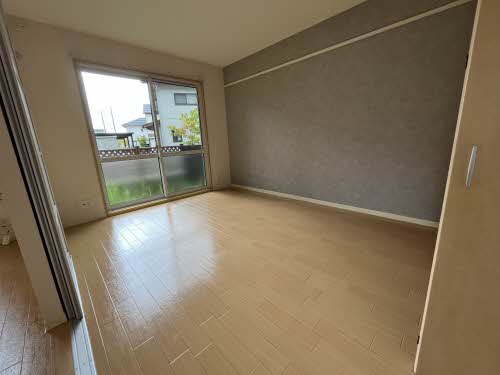 ガーデンシティ長倉 O101号-3