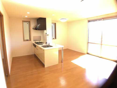 シャーメゾンモレ B101号-2