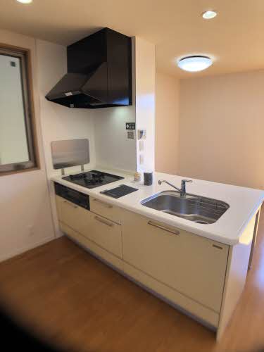 シャーメゾンモレ B101号-3