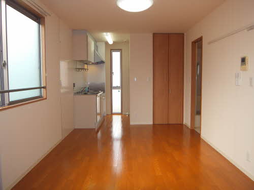 ウィスタリア 0203号-3